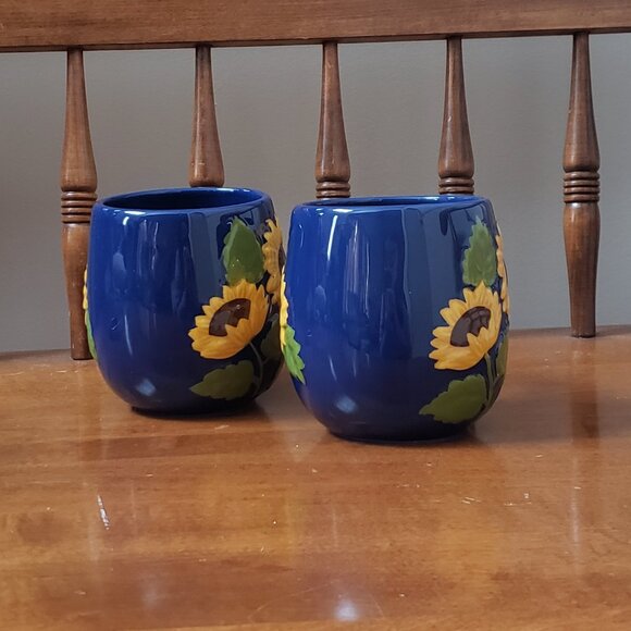 Lang Beautiful Sunflower Blue Mug Handpainted - Picture 2 of 6
